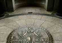 world war ii memorial plaque at washington d c